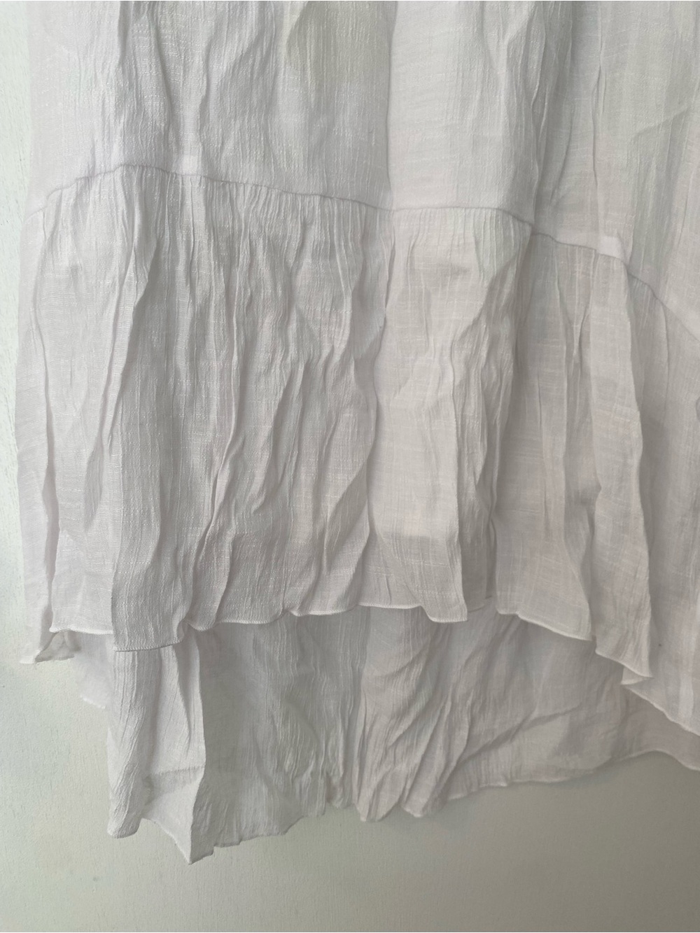 White High Low Elastic Waist Skirt - Picture 3 of 7